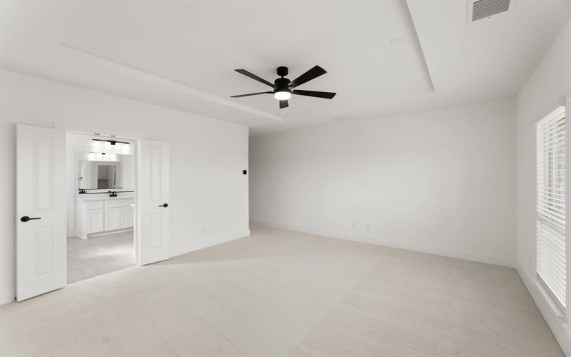 804 Hidden Lakes Drive, DeSoto, TX 75115, 5 Habitaciones Habitaciones , ,3 BañosBaños,Residential,En Venta,804 Hidden Lakes Drive,0,21081661