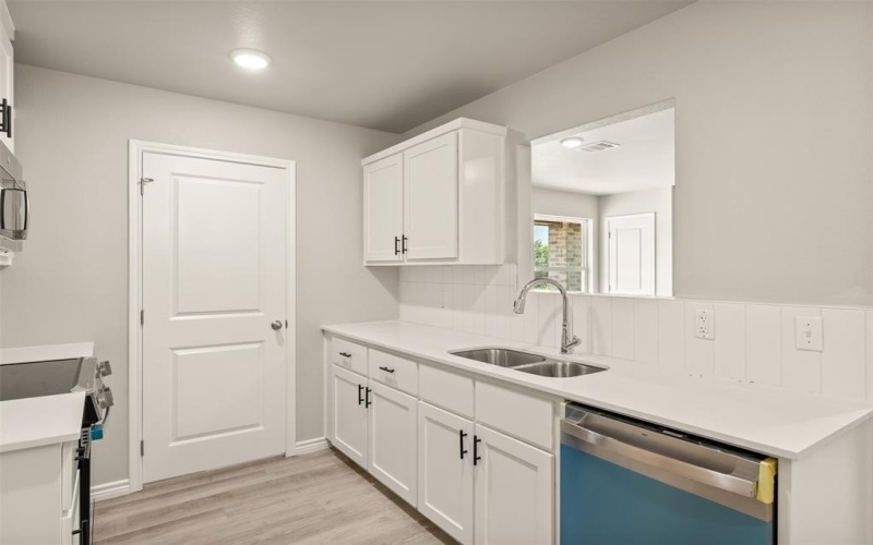 220-222 Melissa Street, Eddy, TX 76524, 3 Habitaciones Habitaciones , ,2 BañosBaños,Residential Multi Family,En Venta,220-222 Melissa Street,0,21081918