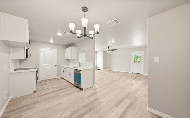 220-222 Melissa Street, Eddy, TX 76524, 3 Habitaciones Habitaciones , ,2 BañosBaños,Residential Multi Family,En Venta,220-222 Melissa Street,0,21081918