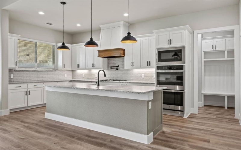 72 Dove Landing Road, Valley View, TX 76272, 3 Bedrooms Bedrooms, ,3 BathroomsBathrooms,Residential,For Sale,72 Dove Landing Road,0,21081996