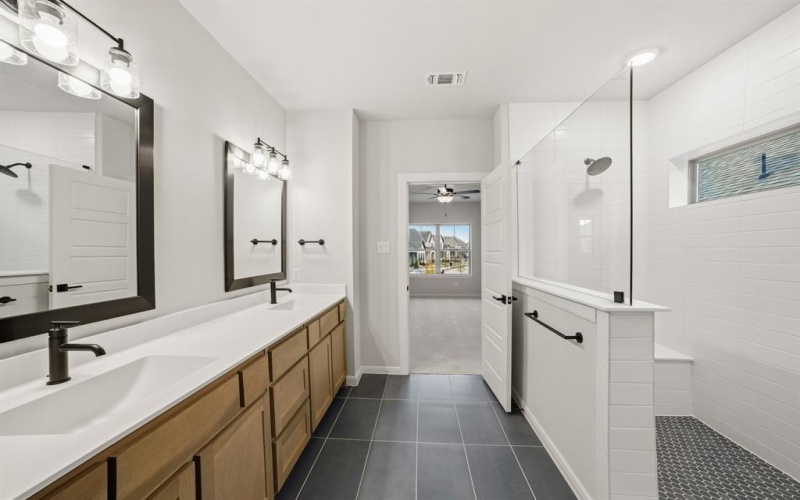 1104 Almond Blossom Circle, Crowley, TX 76036, 3 Habitaciones Habitaciones , ,2 BañosBaños,Residential,En Venta,1104 Almond Blossom Circle,0,21082092