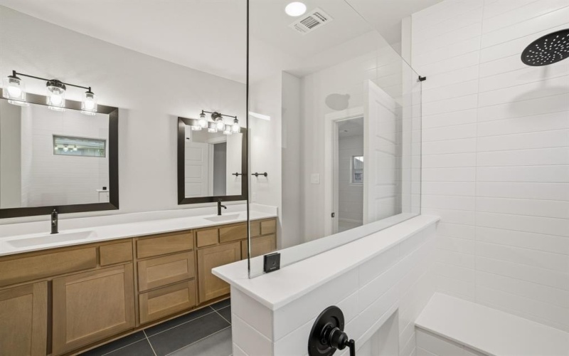 1104 Almond Blossom Circle, Crowley, TX 76036, 3 Habitaciones Habitaciones , ,2 BañosBaños,Residential,En Venta,1104 Almond Blossom Circle,0,21082092