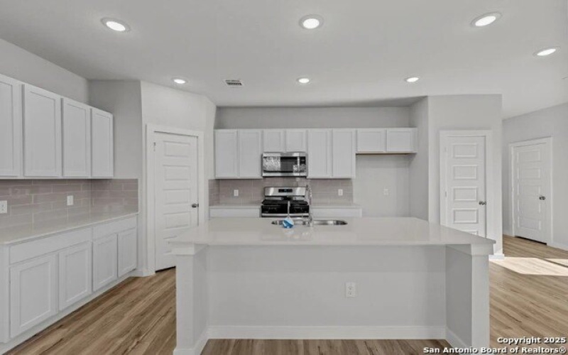 10735 Fairchild Way, San Antonio, TX 78109, 4 Habitaciones Habitaciones , ,2 BañosBaños,Residential,En Venta,10735 Fairchild Way,0,1914285