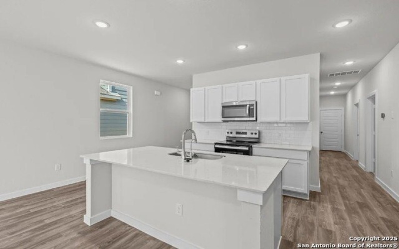 10802 Fairchild Way, San Antonio, TX 78109, 4 Habitaciones Habitaciones , ,2 BañosBaños,Residential,En Venta,10802 Fairchild Way,0,1914309