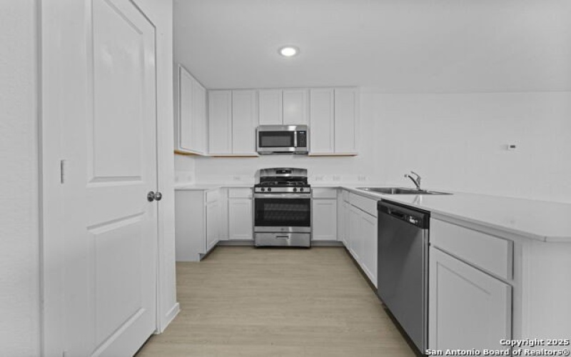 3777 Swift Fox Rd, New Braunfels, TX 78130, 4 Habitaciones Habitaciones , ,2 BañosBaños,Residential,En Venta,3777 Swift Fox Rd,0,1914313