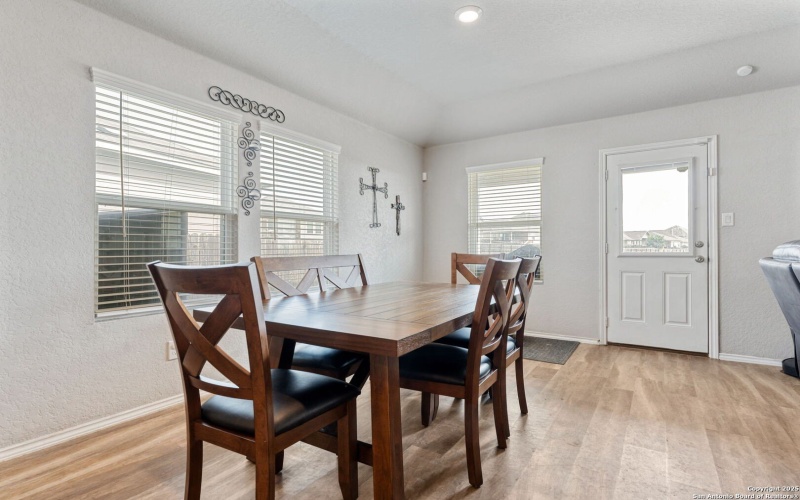 2946 Daisy Meadow, New Braunfels, TX 78130, 4 Habitaciones Habitaciones , ,3 BañosBaños,Residential,En Venta,2946 Daisy Meadow,0,1913863