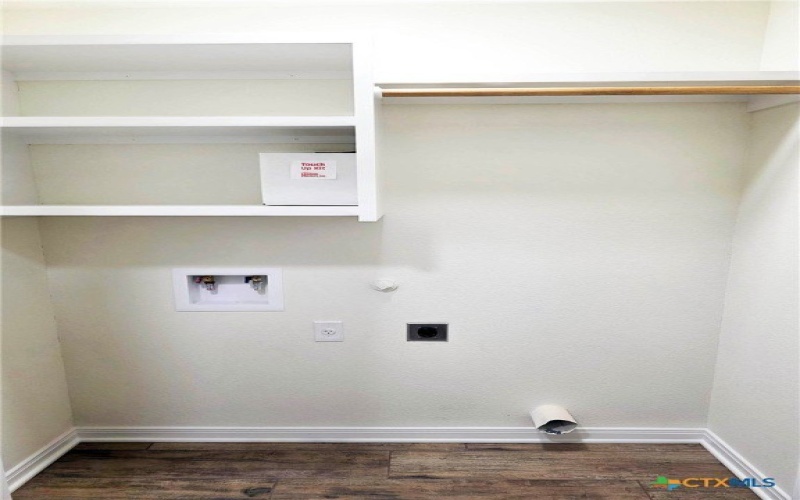 684 Appaloosa Drive, Fischer, TX 78623, 3 Bedrooms Bedrooms, ,2 BathroomsBathrooms,Residential,For Sale,684 Appaloosa Drive,0,594112