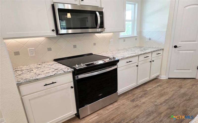 684 Appaloosa Drive, Fischer, TX 78623, 3 Bedrooms Bedrooms, ,2 BathroomsBathrooms,Residential,For Sale,684 Appaloosa Drive,0,594112