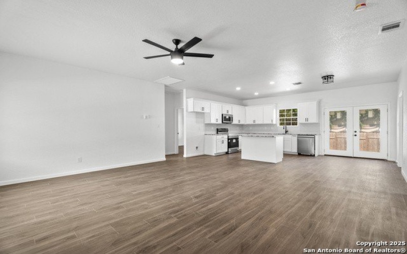 1080 Greenhill Dr, Canyon Lake, TX 78133, 3 Habitaciones Habitaciones , ,2 BañosBaños,Residential,En Venta,1080 Greenhill Dr,0,1914095