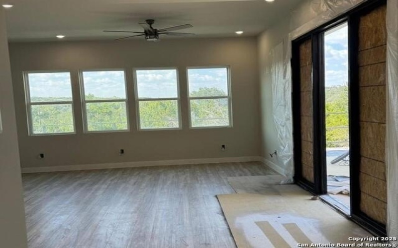 196 Watts, Canyon Lake, TX 78133, 5 Bedrooms Bedrooms, ,3 BathroomsBathrooms,Residential,For Sale,196 Watts,0,1914151