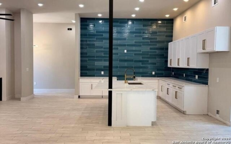 196 Watts, Canyon Lake, TX 78133, 5 Bedrooms Bedrooms, ,3 BathroomsBathrooms,Residential,For Sale,196 Watts,0,1914151