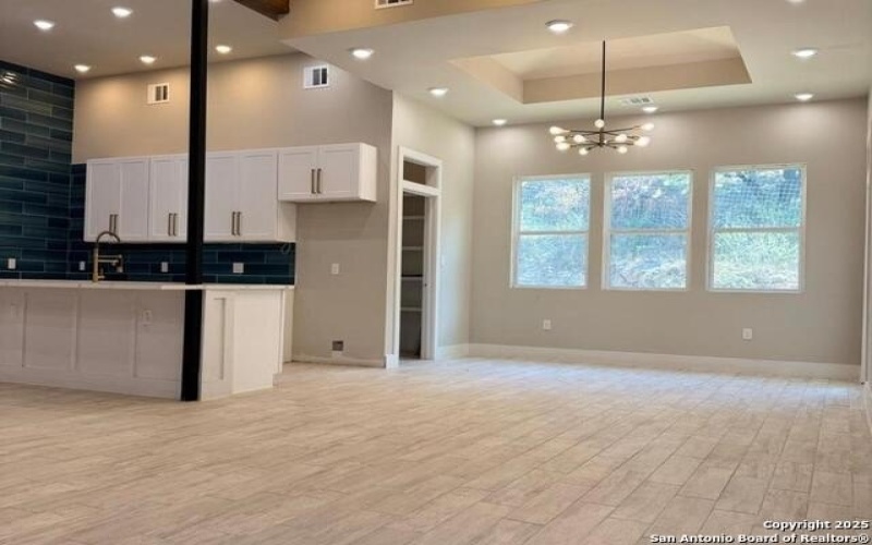196 Watts, Canyon Lake, TX 78133, 5 Bedrooms Bedrooms, ,3 BathroomsBathrooms,Residential,For Sale,196 Watts,0,1914151