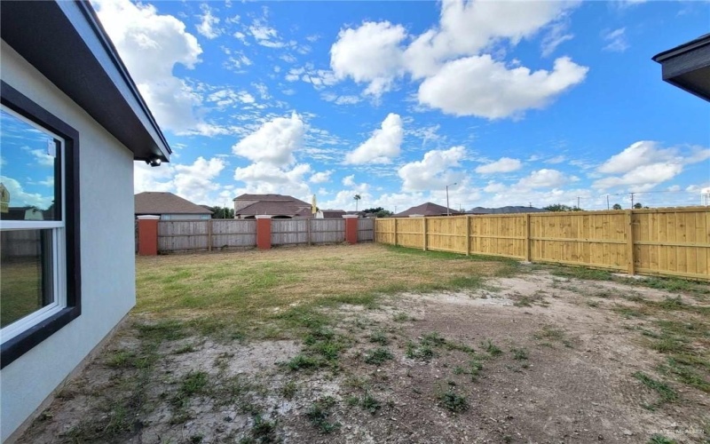 2900 E Palo Blanco Street, Hidalgo, TX 78557, 3 Habitaciones Habitaciones , ,2 BañosBaños,Residential,En Venta,2900 E Palo Blanco Street,452439