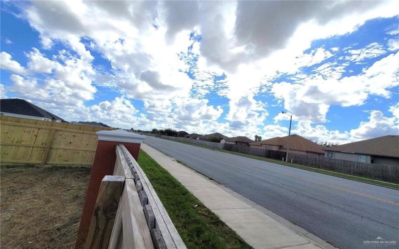 2900 E Palo Blanco Street, Hidalgo, TX 78557, 3 Habitaciones Habitaciones , ,2 BañosBaños,Residential,En Venta,2900 E Palo Blanco Street,452439