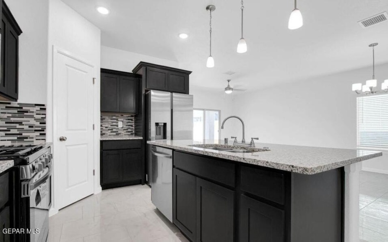 15149 TARGET Avenue, El Paso, TX 79938, 4 Bedrooms Bedrooms, ,2 BathroomsBathrooms,Residential,For Sale,15149 TARGET Avenue,0,931856