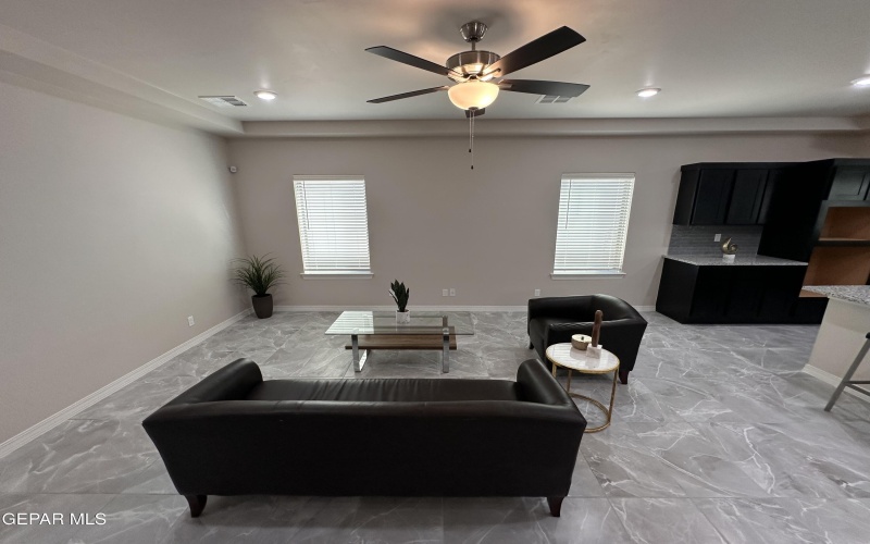 733 PASEO DEL AGUA Street, Horizon City, TX 79928, 3 Habitaciones Habitaciones , ,Residential,En Venta,733 PASEO DEL AGUA Street,0,931865