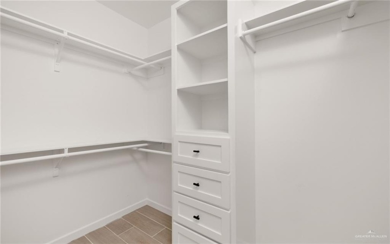 4125 Carol Lane, Edinburg, TX 78542, 3 Bedrooms Bedrooms, ,2 BathroomsBathrooms,Residential,For Sale,4125 Carol Lane,0,478021