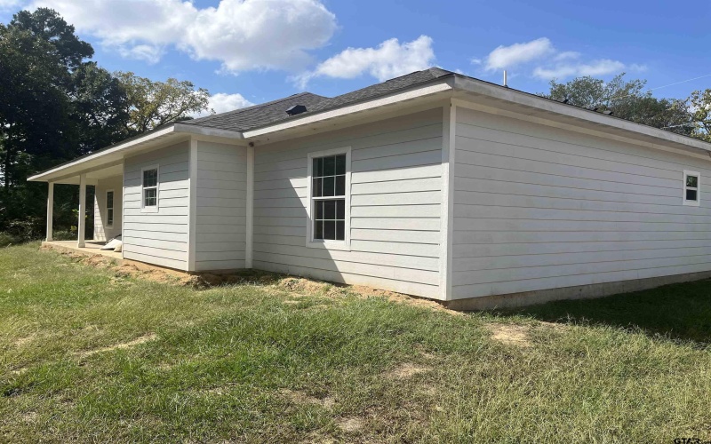 229 S Quille, Mt Pleasant, TX 75455, 4 Bedrooms Bedrooms, ,2 BathroomsBathrooms,Residential,For Sale,229 S Quille,0,25015123