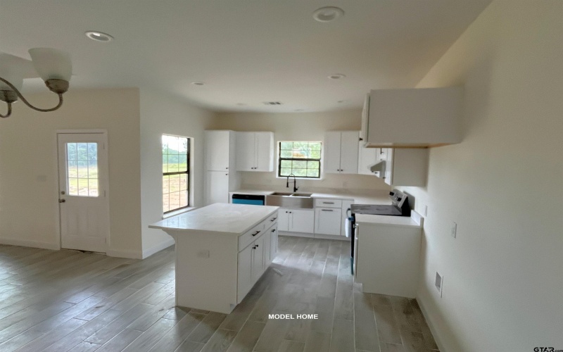 229 S Quille, Mt Pleasant, TX 75455, 4 Bedrooms Bedrooms, ,2 BathroomsBathrooms,Residential,For Sale,229 S Quille,0,25015123