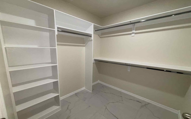 5821 Colegio Ln., Laredo, TX 78046, 3 Habitaciones Habitaciones , ,2 BañosBaños,Residential,En Venta,5821 Colegio Ln.,0,20254484