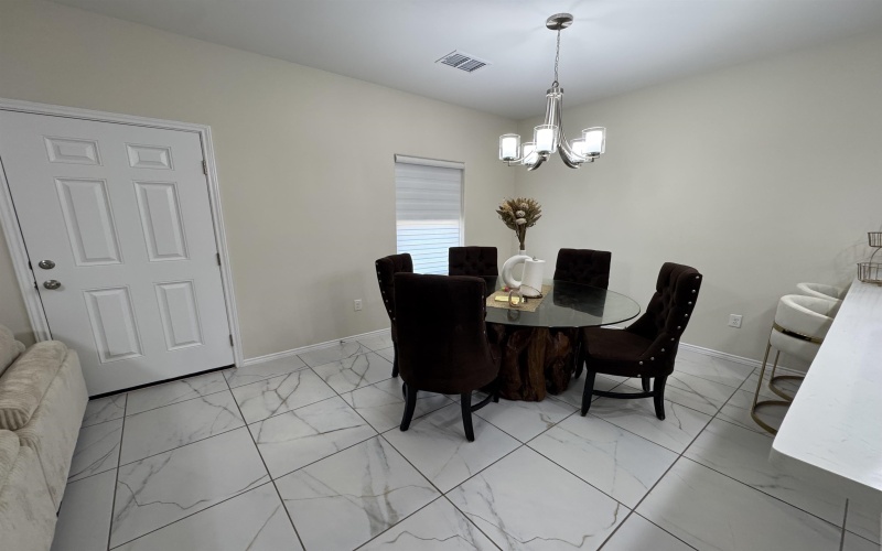 5821 Colegio Ln., Laredo, TX 78046, 3 Habitaciones Habitaciones , ,2 BañosBaños,Residential,En Venta,5821 Colegio Ln.,0,20254484