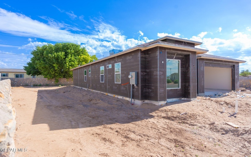 350 Villa Bonita Road, Clint, TX 79836, 4 Bedrooms Bedrooms, ,3 BathroomsBathrooms,Residential,For Sale,350 Villa Bonita Road,0,931918