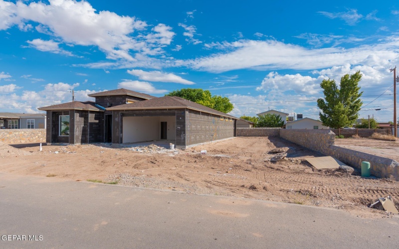 350 Villa Bonita Road, Clint, TX 79836, 4 Bedrooms Bedrooms, ,3 BathroomsBathrooms,Residential,For Sale,350 Villa Bonita Road,0,931918