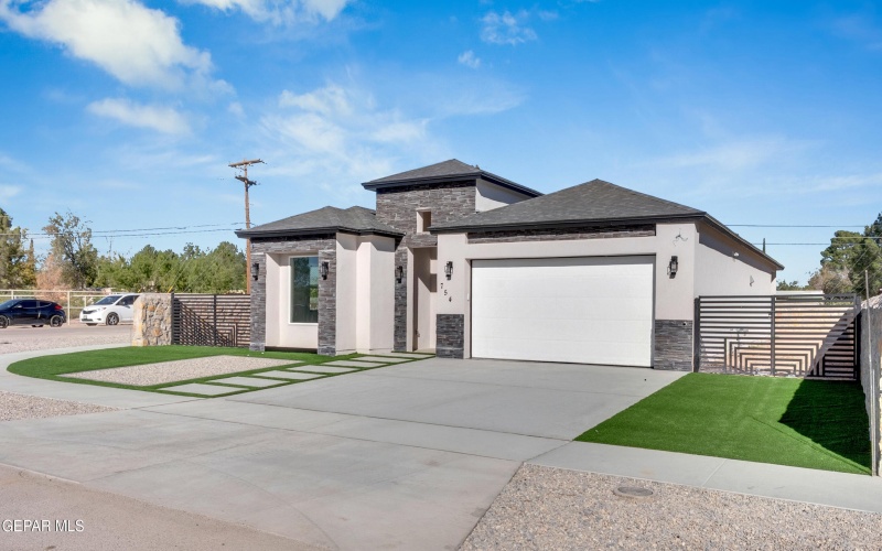 350 Villa Bonita Road, Clint, TX 79836, 4 Bedrooms Bedrooms, ,3 BathroomsBathrooms,Residential,For Sale,350 Villa Bonita Road,0,931918