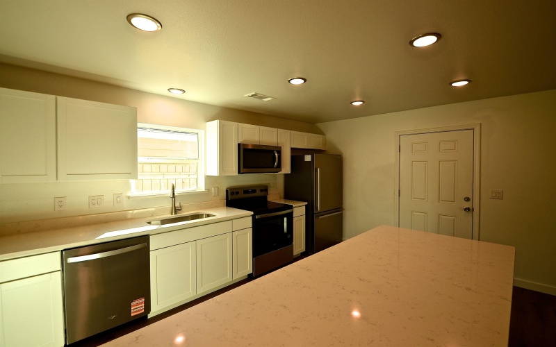 1517 Navajo Trail, Kingsland, TX 78639, 3 Habitaciones Habitaciones , ,2 BañosBaños,Residential,En Venta,1517 Navajo Trail,0,175342