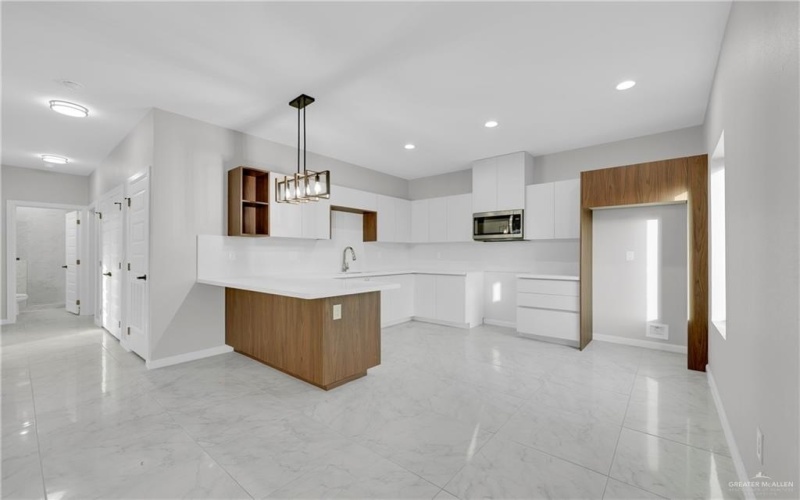 703 Pedro Street, Mission, TX 78572, ,Residential Multi Family,En Venta,703 Pedro Street,452921