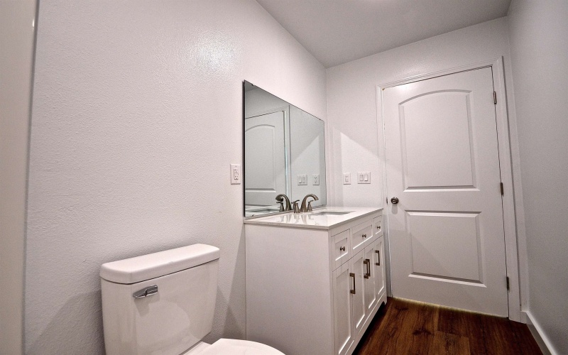 1515 Navajo Trail, Kingsland, TX 78639, 3 Habitaciones Habitaciones , ,2 BañosBaños,Residential,En Venta,1515 Navajo Trail,0,175343