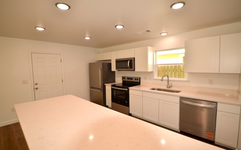 1515 Navajo Trail, Kingsland, TX 78639, 3 Habitaciones Habitaciones , ,2 BañosBaños,Residential,En Venta,1515 Navajo Trail,0,175343