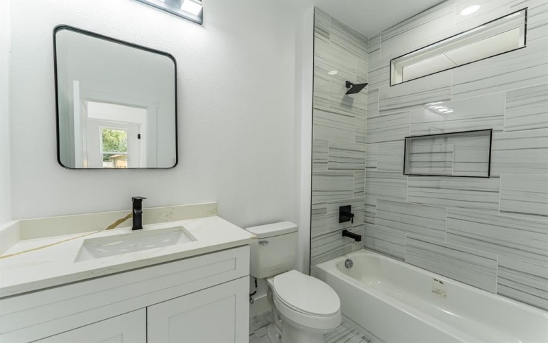 206 Ross Street W, Sulphur Springs, TX 75482, 3 Bedrooms Bedrooms, ,2 BathroomsBathrooms,Residential,For Sale,206 Ross Street W,0,21082124