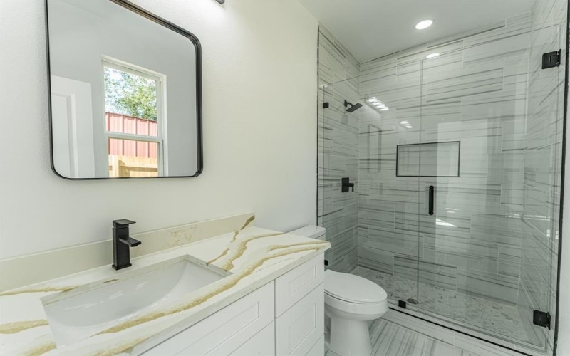 206 Ross Street W, Sulphur Springs, TX 75482, 3 Bedrooms Bedrooms, ,2 BathroomsBathrooms,Residential,For Sale,206 Ross Street W,0,21082124