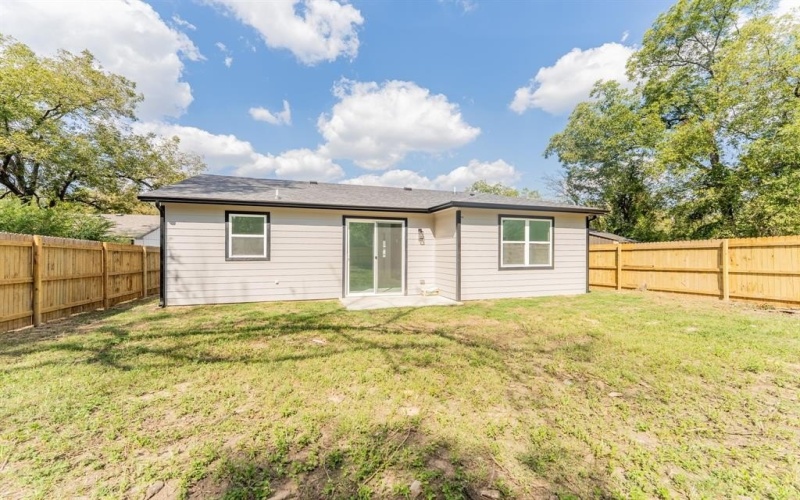 206 Ross Street W, Sulphur Springs, TX 75482, 3 Bedrooms Bedrooms, ,2 BathroomsBathrooms,Residential,For Sale,206 Ross Street W,0,21082124
