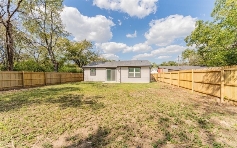 206 Ross Street W, Sulphur Springs, TX 75482, 3 Bedrooms Bedrooms, ,2 BathroomsBathrooms,Residential,For Sale,206 Ross Street W,0,21082124