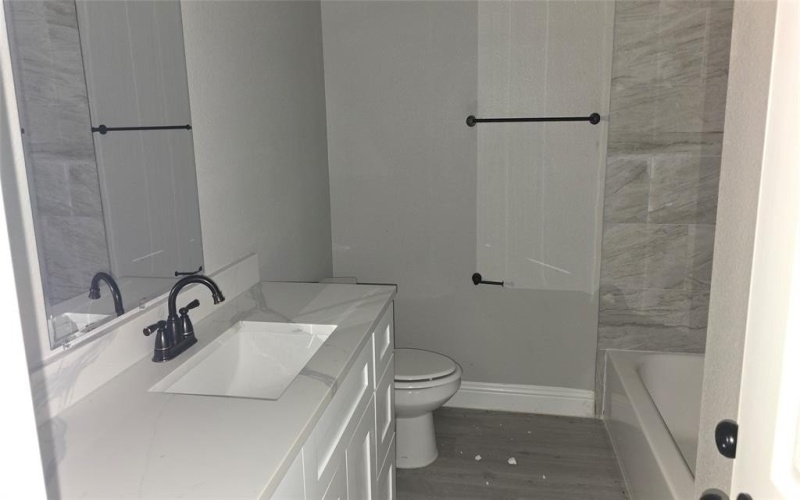 228 E Acres Road, Gun Barrel City, TX 75156, 3 Bedrooms Bedrooms, ,2 BathroomsBathrooms,Residential,For Sale,228 E Acres Road,0,21072946