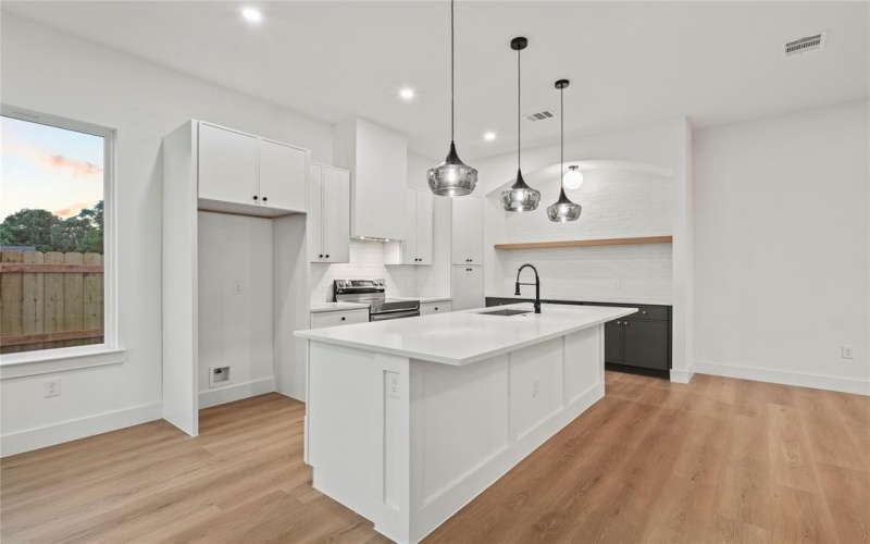 4831 Brashear Street, Dallas, TX 75210, 3 Habitaciones Habitaciones , ,2 BañosBaños,Residential,En Venta,4831 Brashear Street,0,21079501