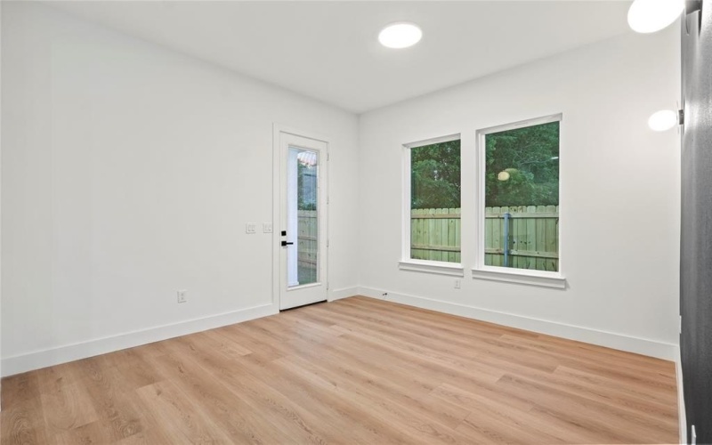 4831 Brashear Street, Dallas, TX 75210, 3 Habitaciones Habitaciones , ,2 BañosBaños,Residential,En Venta,4831 Brashear Street,0,21079501