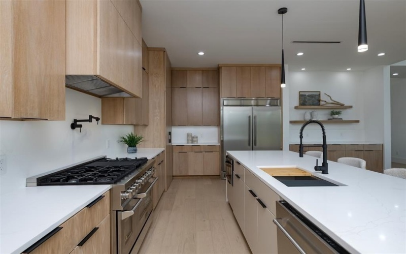 1706 Canal Street, Heath, TX 75126, 5 Bedrooms Bedrooms, ,5 BathroomsBathrooms,Residential,For Sale,1706 Canal Street,0,21079643