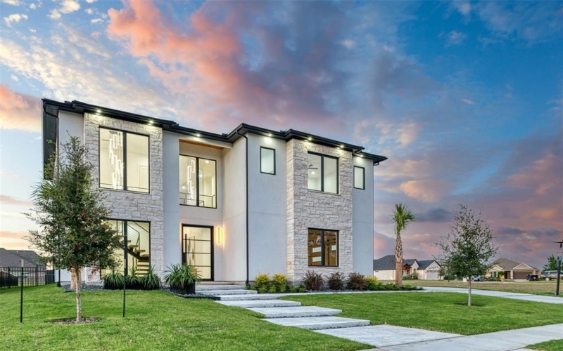 1706 Canal Street, Heath, TX 75126, 5 Bedrooms Bedrooms, ,5 BathroomsBathrooms,Residential,For Sale,1706 Canal Street,0,21079643