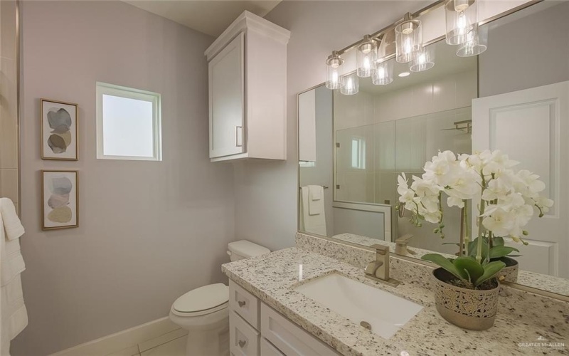 3000 E Tamarindo Avenue, Hidalgo, TX 78557, 3 Bedrooms Bedrooms, ,2 BathroomsBathrooms,Residential,For Sale,3000 E Tamarindo Avenue,453079