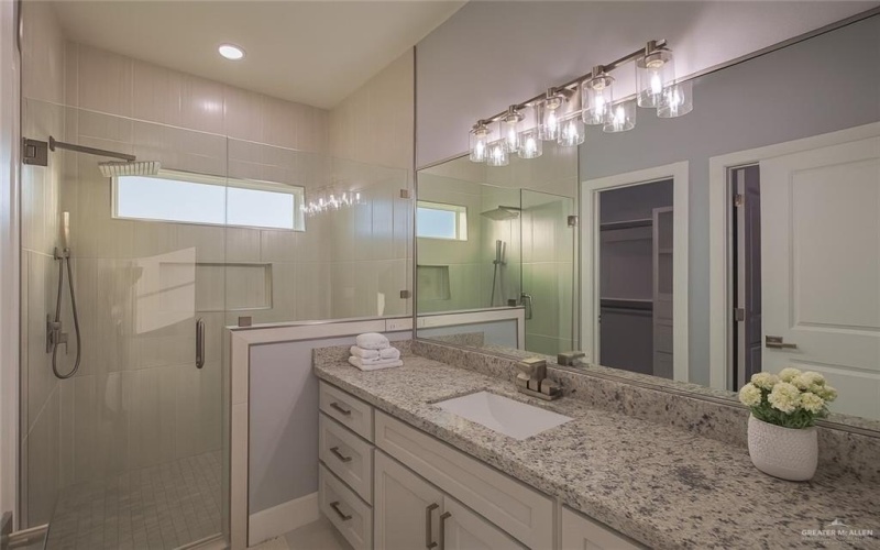 3000 E Tamarindo Avenue, Hidalgo, TX 78557, 3 Bedrooms Bedrooms, ,2 BathroomsBathrooms,Residential,For Sale,3000 E Tamarindo Avenue,453079