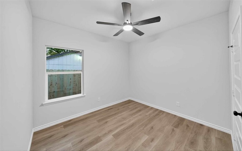 106 Comanche Drive, Mabank, TX 75156, 3 Bedrooms Bedrooms, ,2 BathroomsBathrooms,Residential,For Sale,106 Comanche Drive,0,21080183
