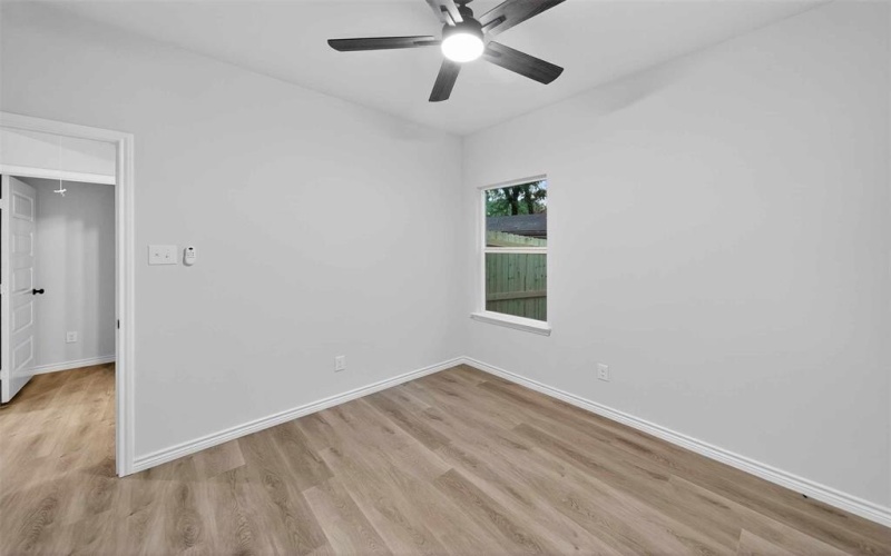 106 Comanche Drive, Mabank, TX 75156, 3 Bedrooms Bedrooms, ,2 BathroomsBathrooms,Residential,For Sale,106 Comanche Drive,0,21080183
