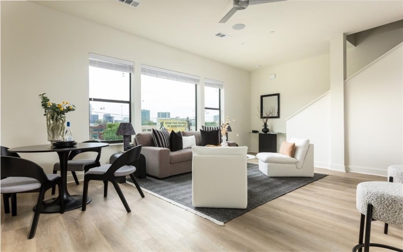 1901 S Harwood Street #308, Dallas, TX 75215, 2 Bedrooms Bedrooms, ,2 BathroomsBathrooms,Residential,For Sale,1901 S Harwood Street,0,21081590