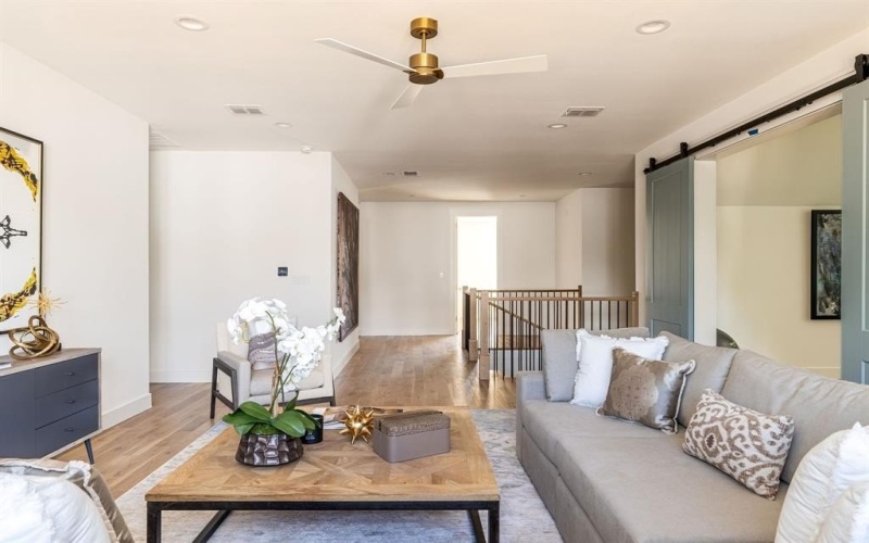 5319 Meadow Crest Drive, Dallas, TX 75229, 5 Bedrooms Bedrooms, ,6 BathroomsBathrooms,Residential,For Sale,5319 Meadow Crest Drive,0,21082931