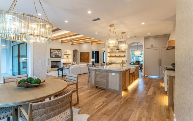 5319 Meadow Crest Drive, Dallas, TX 75229, 5 Bedrooms Bedrooms, ,6 BathroomsBathrooms,Residential,For Sale,5319 Meadow Crest Drive,0,21082931