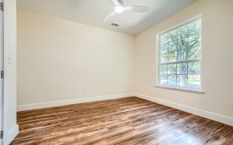 3322 Collins Boulevard, Garland, TX 75044, 4 Habitaciones Habitaciones , ,3 BañosBaños,Residential,En Venta,3322 Collins Boulevard,0,21083150