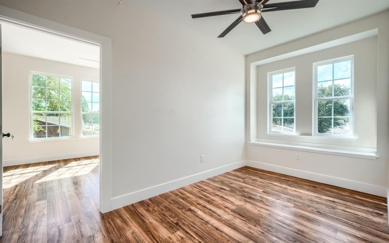 3322 Collins Boulevard, Garland, TX 75044, 4 Habitaciones Habitaciones , ,3 BañosBaños,Residential,En Venta,3322 Collins Boulevard,0,21083150